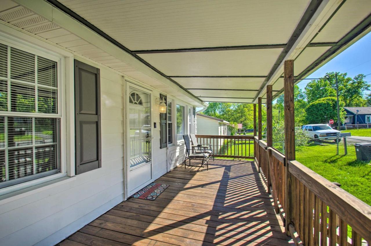 Dog-Friendly Fayetteville Home With Hot Tub! ภายนอก รูปภาพ