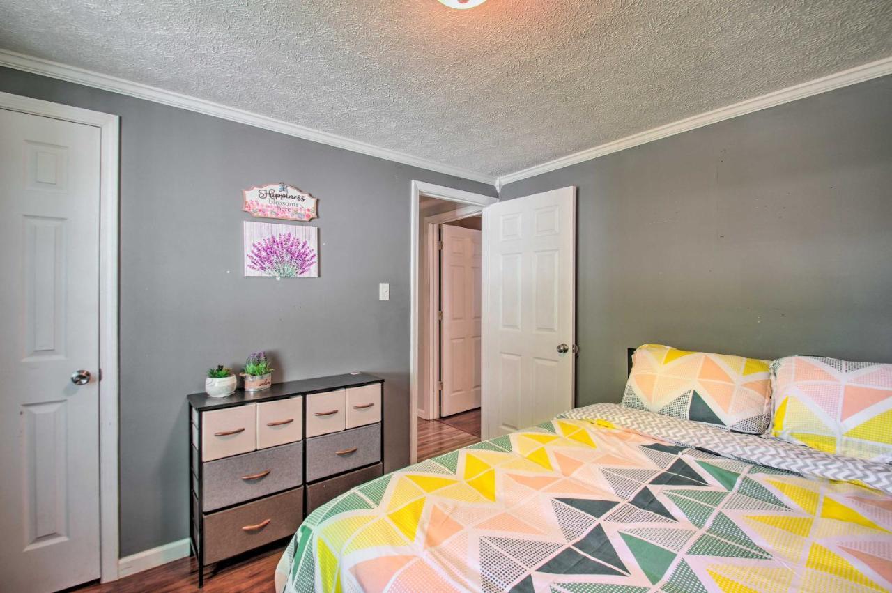 Dog-Friendly Fayetteville Home With Hot Tub! ภายนอก รูปภาพ